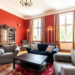 Gutshaus Gross Helle Lägenhet *