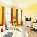 Gutshaus Gross Helle Apartamento *