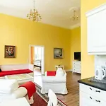 Lägenhet Gutshaus Gross Helle