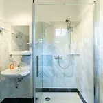 شقة Gutshaus Gross Helle