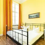 Gutshaus Gross Helle Lägenhet Mölln