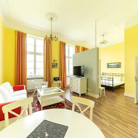 Gutshaus Gross Helle 아파트 Mölln